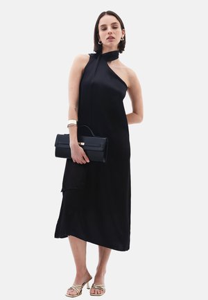 MIT MODISCHEM DETAIL - Day dress - black