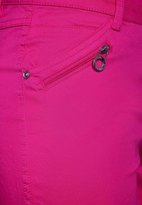 Street One 3/4 MIT ZIPPER - Shortsit - pink