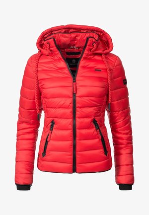 Chaqueta acolchada roja con cremallera frontal, capucha y dos bolsillos con cremallera. Presenta un diseño acolchado y puños elásticos para una mayor aislación.