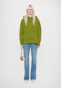 CLOSED JOVANNA - Bootcut-teksad - light blue