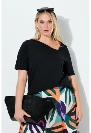 ASYMMETRIC TEE - T-shirt imprimé - black