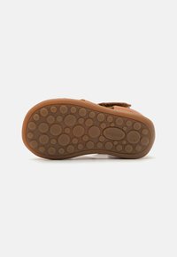 Bisgaard CARLY UNISEX koniakowy