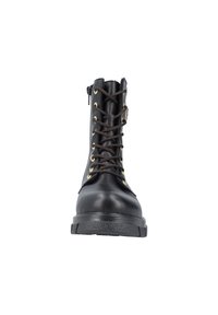 Bottine en cuir noir avec bout rond, œillets dorés, lacets marron, fermeture éclair latérale, dessus texturé et semelle épaisse en caoutchouc.