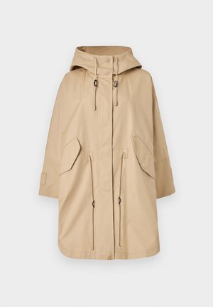 Bež jakna otporna na vodu s kapuljačom, strukom na vezanje, bočnim džepovima i slobodnim krojem. Svilen teksturirani materijal i minimalistički dizajn.