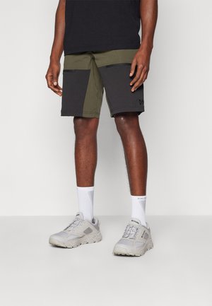 KALLAX - Friluftsshorts - deep green