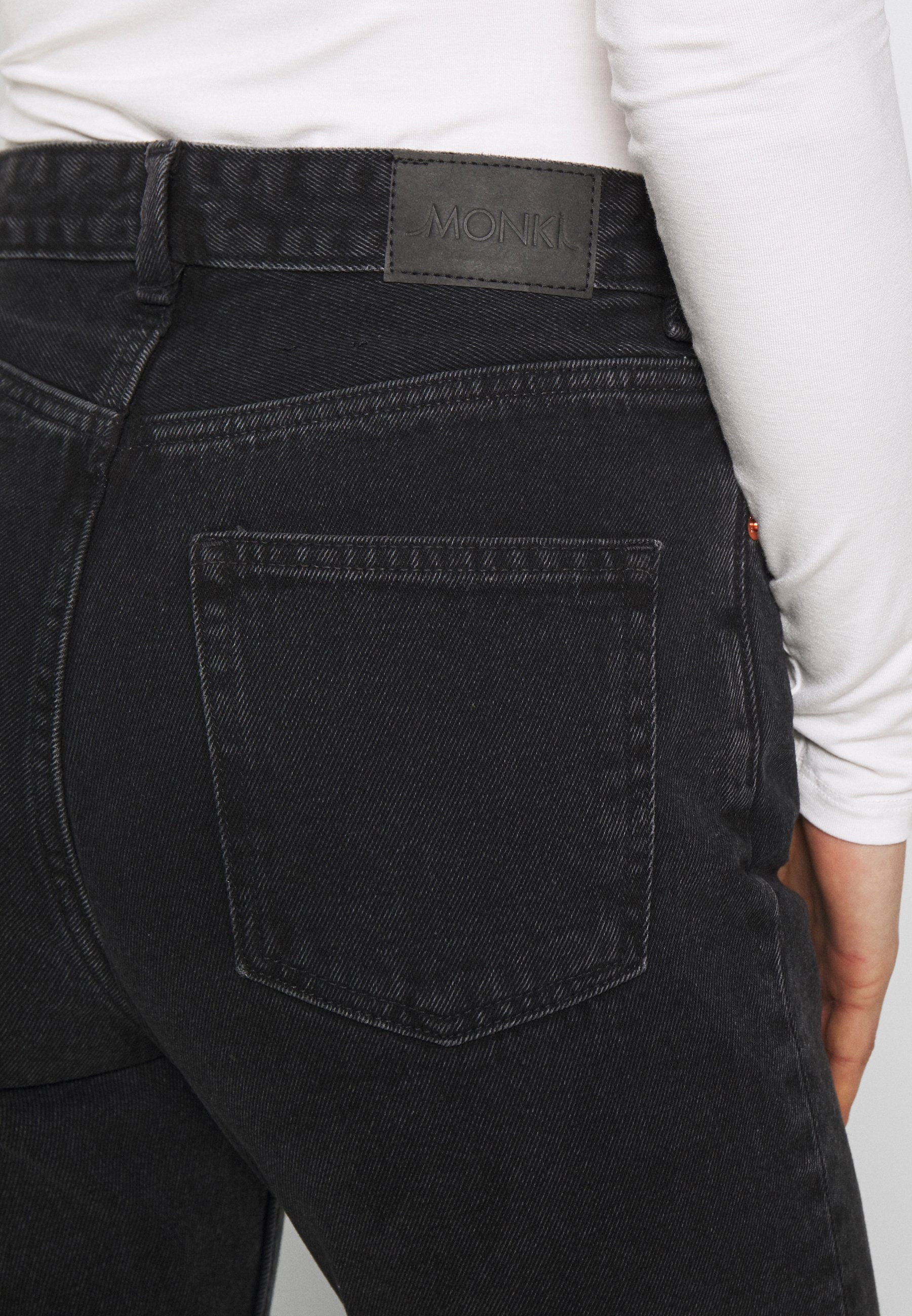 Monki KIMOMO Jeans straight leg blacksvart Zalando.no Monki KIMOMO - Jeans straight leg - black