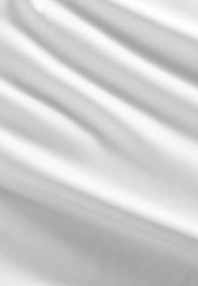 NN.07 Langarmshirt - white