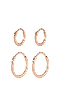Örhängen av roséguld i två storlekar, med en slät, polerad yta och en säker låsdesign. Enkelt och minimalistiskt stil.