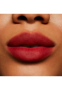 MAC POWDER KISS LIQUID LIPCOLOR - Liquid Lipstick - fashion emergency