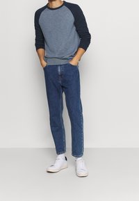 Selected Homme Stickad tröja - blue