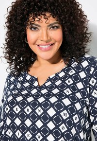 Ulla Popken Langarmshirt - marine