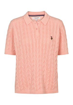 Svijetloružičasta pamučna polo majica kratkih rukava, s uzorkom kabel pletenja i malim izvezenim logom na lijevoj strani prsa.