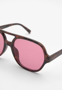 PULL&BEAR AVIATOR  - Sluneční brýle - brown