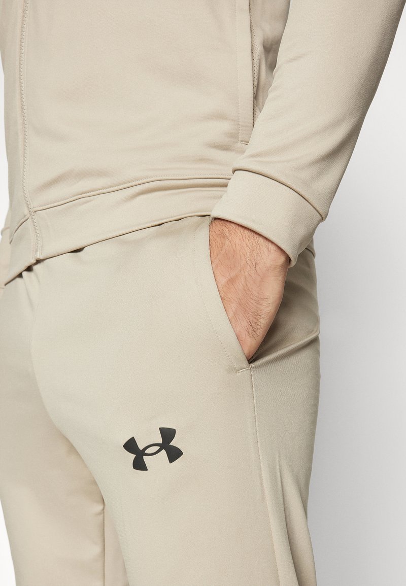 Armour Tracksuit Tute Under Armour Nuove Armour Anzug Jd Sports