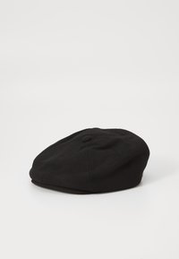 Unselected, black/moss