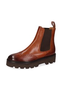 Botín Chelsea de cuero marrón con detalles de brogue, paneles laterales elásticos, lengüeta y suela de goma negra gruesa.