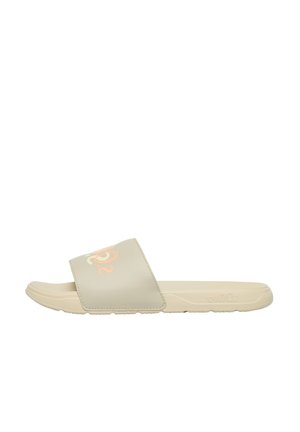 Beige Slidesandale mit breitem Riemen, dezentem orangefarbenem Logo, konturiertem Fußbett und strukturierter Sohle.
