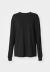 ONE RELAXED TOP - Camiseta de manga larga - black