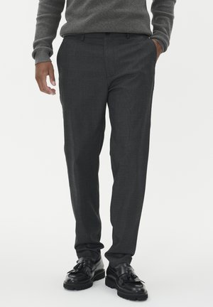 Matinique LIAM  - Auduma bikses - dark navy