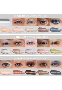Gleam-, Schimmer- und Matte-Lidschattenstifte, präsentiert mit Farbmuster. Die Farben umfassen Beige, Mauve, Braun und Grau in cremigen Texturen.