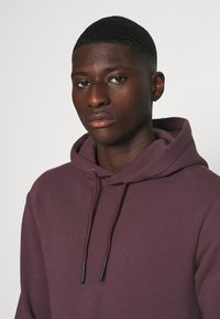 Only & Sons ONSCERES HOODIE - Camisola - huckleberry