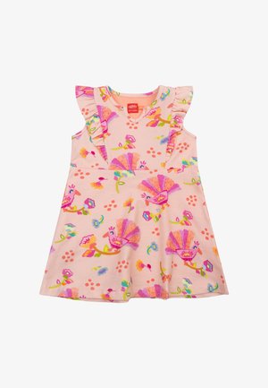 Roze jurk met geplooide schouders, met een kleurrijk patroon van bloemen en vogels. Gemaakt van zachte stof, knielang model.