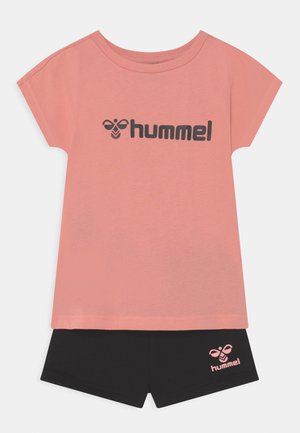 NOVA SET - T-shirt imprimé - rosette