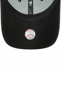 New Era Cap - black