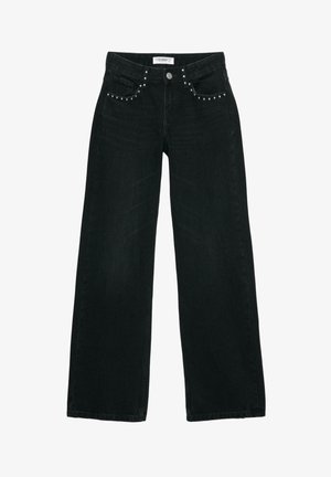 Jeans negri cu picioare largi, fabricate din denim, decorate cu ținte argintii pe buzunarele din față. Prezintă un închidere cu buton și un design standard cu cinci buzunare.