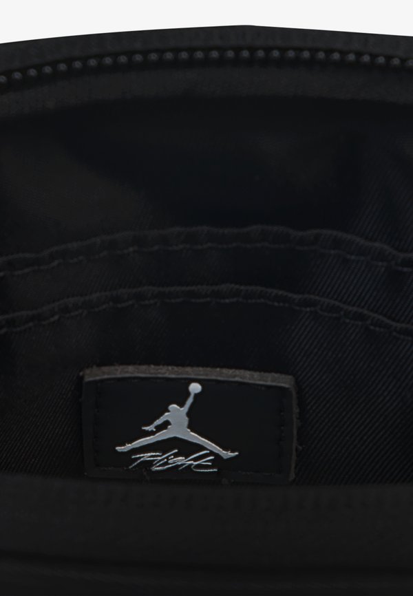 FLIGHT ZIP WALLET - Wallet3