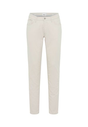 Pantaloni beige slim fit con bottone frontale, passanti per cintura e design a cinque tasche, mostrati su sfondo bianco.