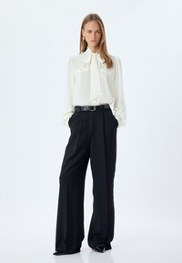 Koton SCARF COLLAR  - Blouse - off white