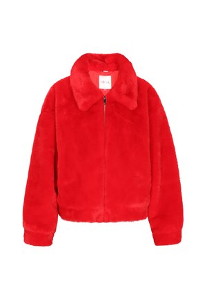 Helderrode nepbontjas met een grote kraag en een ritssluiting aan de voorkant, weergegeven op een witte achtergrond.