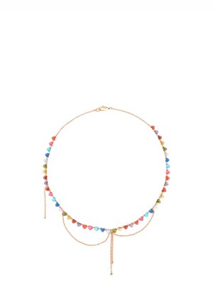 Złoty naszyjnik z łańcuszkiem ozdobionym małymi, wielokolorowymi koralikami w kształcie serca równomiernie rozmieszczonymi na łańcuszku oraz regulowanym zapięciem.