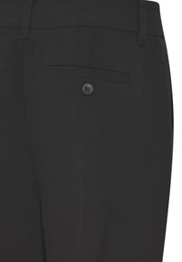Svarta byxor med en bakficka och en enkel svart knapp. Slät yta, skräddarsydd design med pressade veck längs benen.