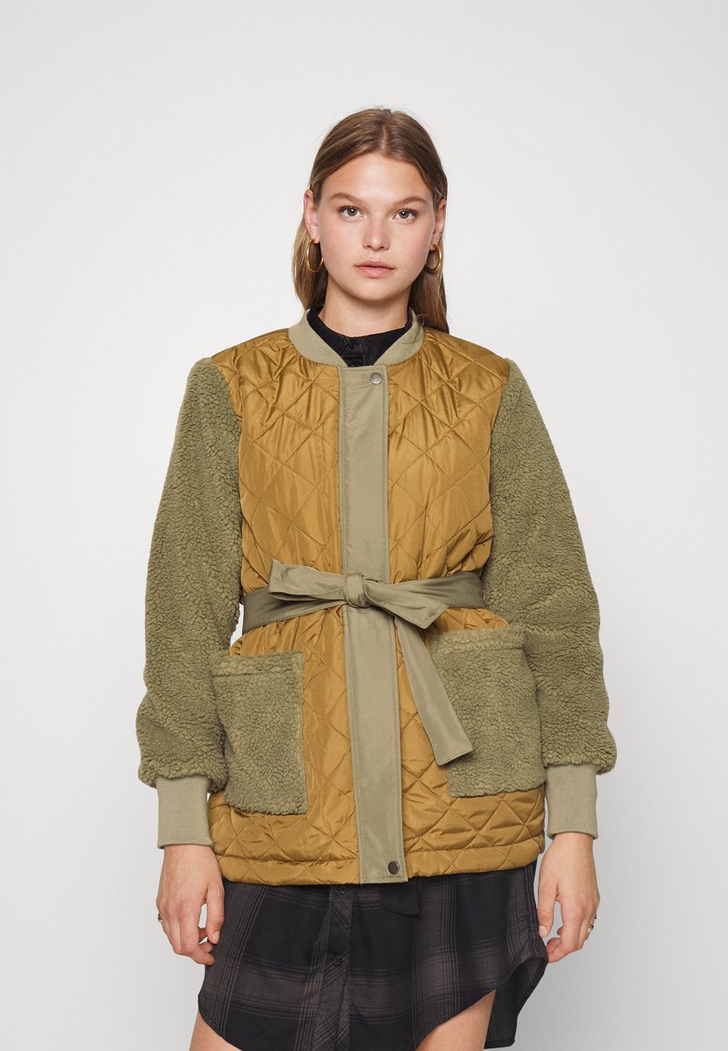 Noisy May NMFELINE QUILTED JACKET Light jacket dull gold/brown