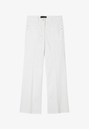 White wide-leg trousers with front pockets, belt loops, button closure, and Luisa Cerano brand label on the waistband.