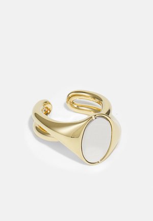 BAGUE CHEVALIERE INITIAL - Sõrmus - gold-coloured