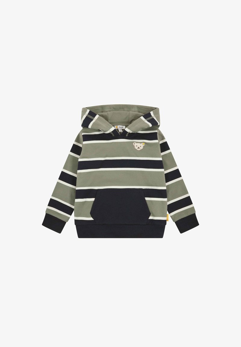 Olijfgroen hoodie met marineblauwe en witte strepen, voorzien van een voorzak en een berenpatch op de borst. Katoenen materiaal.