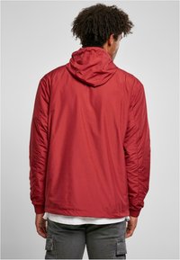 Urban Classics BASIC - Windbreakers - brickred