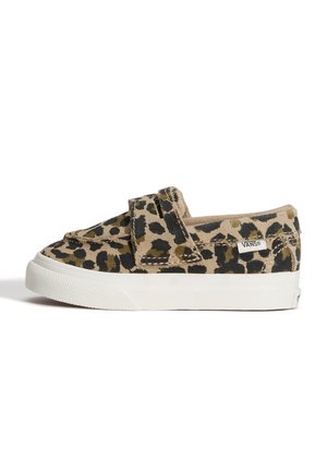 Kinderschuh zum Hineinschlüpfen mit beigem und schwarzem Leopardenmuster, weißer Gummisohle und Vans Stofflogo an der Seite.