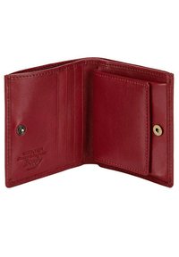 Rote Leder-Geldbörse mit mehreren Kartenfächern, einem Münzfach und einem Druckverschluss. Glatte Textur und gekennzeichnet mit "Made in Italy."