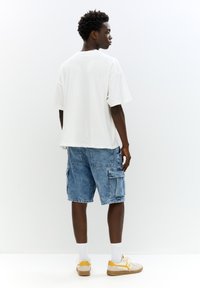 Thumbnail Image 3