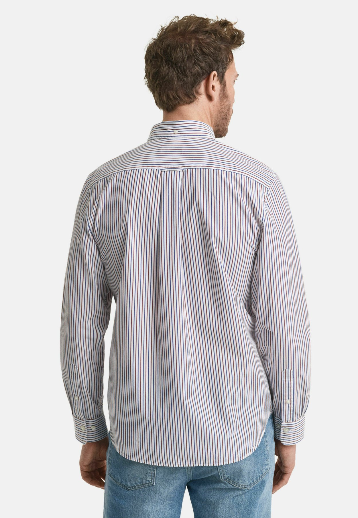 REGULAR FIT STRIPED