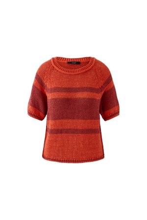 Short-sleeve knitted sweater with orange and dark red horizontal stripes and a round neckline.