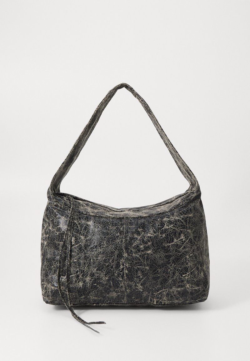 Weekday COATED RECTANGULAR SHOULDER BAG UNISEX - Mala de mão - coated black