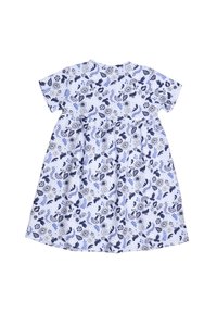 Kurzarmkleid mit einem blauen Blumen- und Blätterdruck auf weißem Hintergrund, mit einer gerafften Taille und einem runden Ausschnitt.