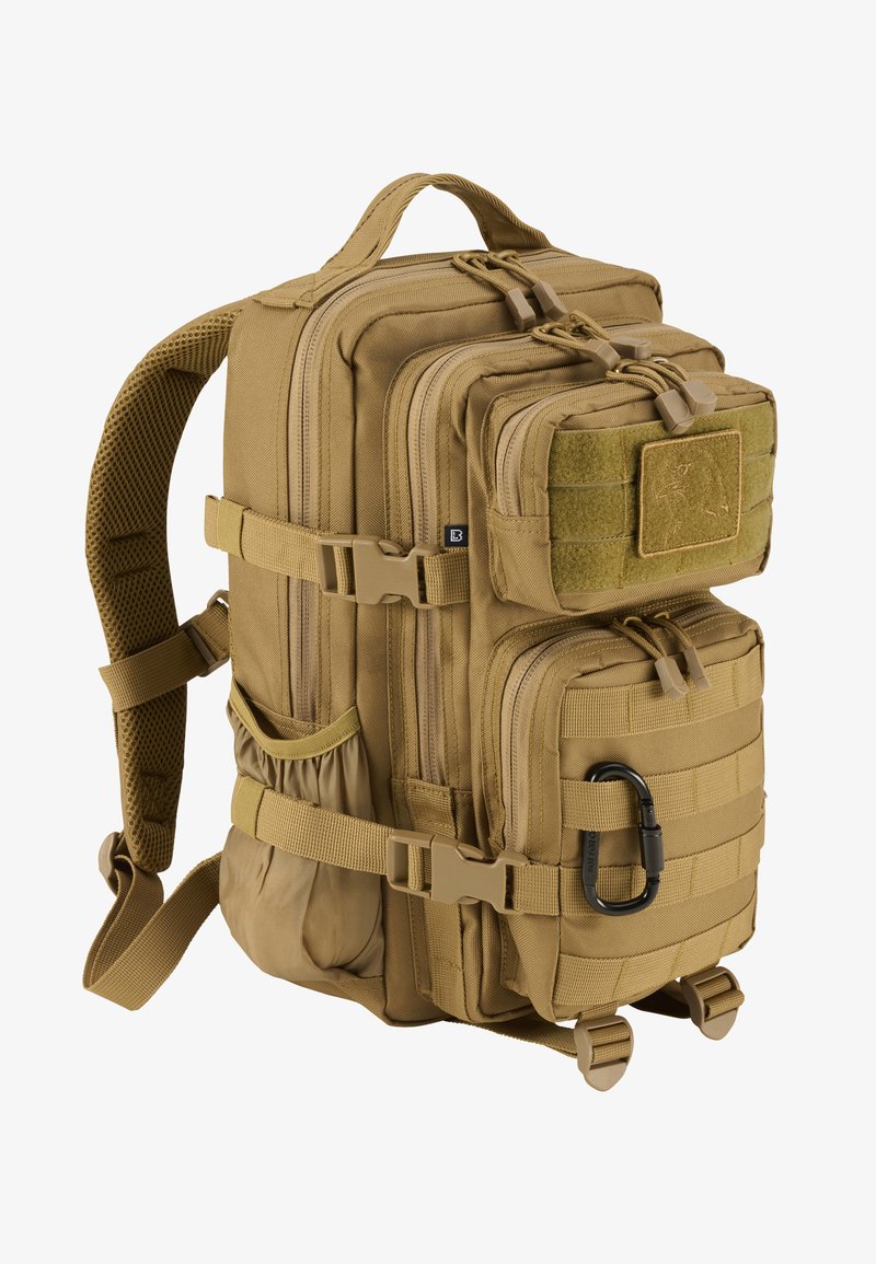 Khaki taktisk ryggsekk med flere glidelåslommer, MOLLE-webbing, justerbare stropper og polstret rygg for komfort.
