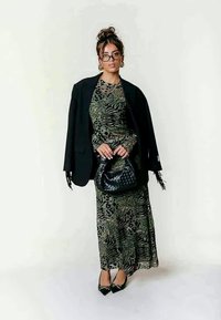 Colourful Rebel MAUDE - Vestido comprido - army