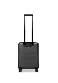 Valise noire avec un design texturé à nervures, poignée télescopique et quatre roues pour une mobilité facile. Accessoire de voyage compact et durable.